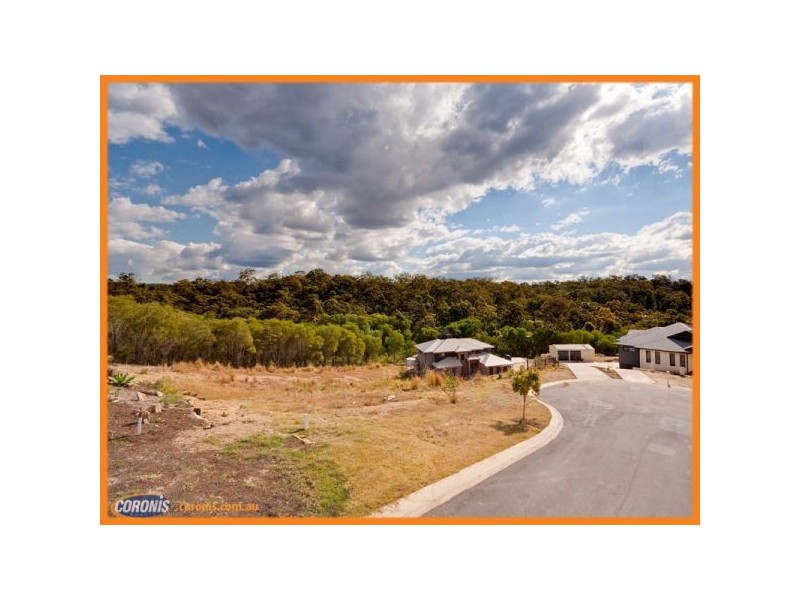 5 Hugh Place, Cashmere QLD 4500