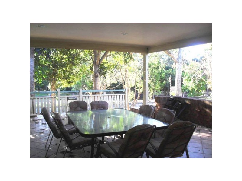2 Huxtable Street, Chermside West QLD 4032