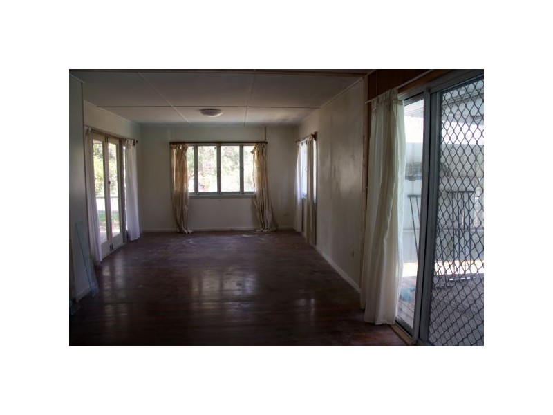 11 Garfield Street, Woodridge QLD 4114