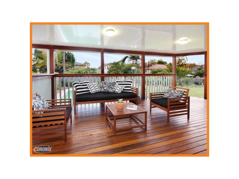 8 Markway Street, Chermside West QLD 4032