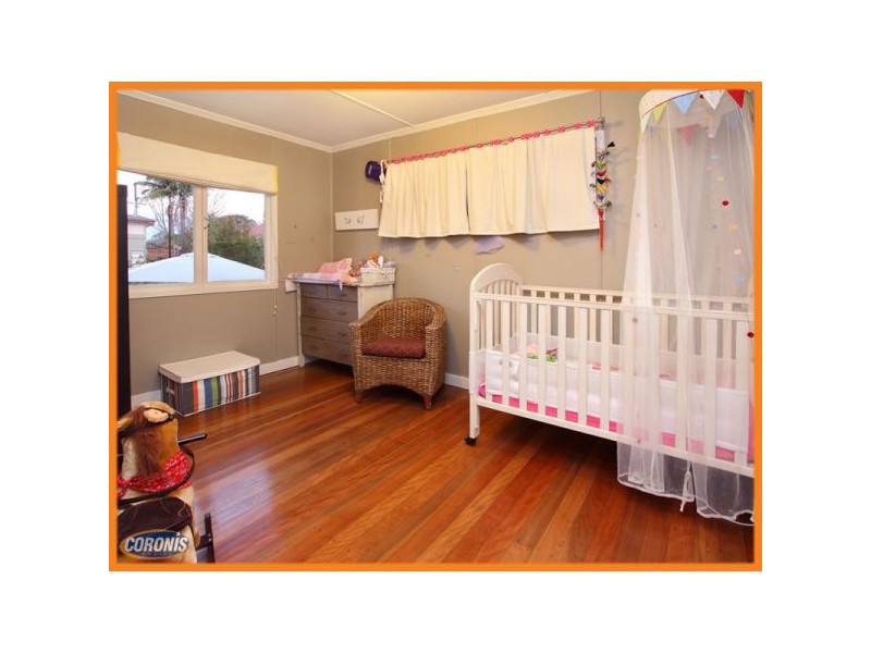 8 Markway Street, Chermside West QLD 4032