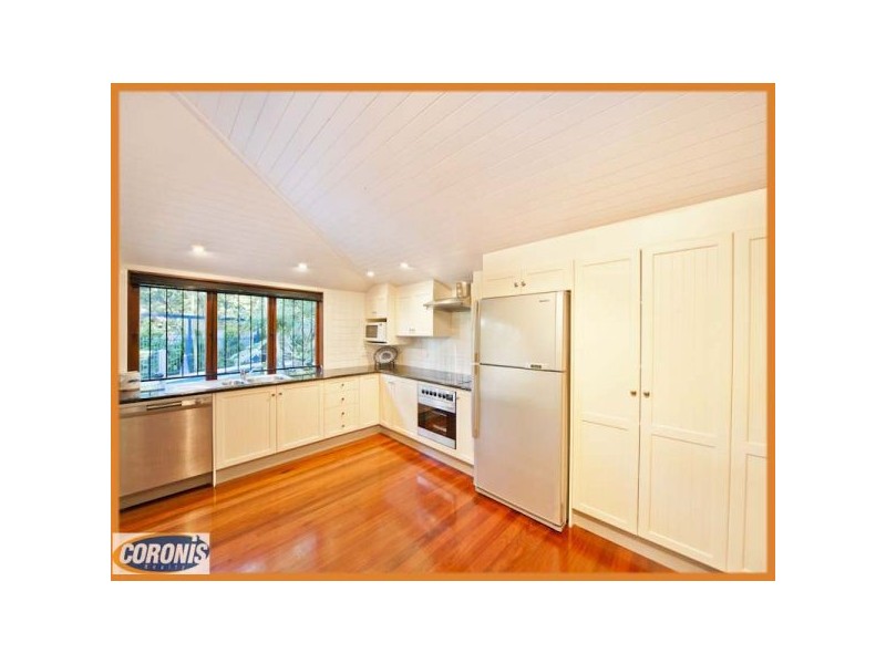 27 Sweetman Street, Paddington QLD 4064