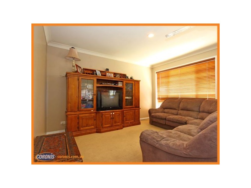 5 Swordgrass Court, Kallangur QLD 4503