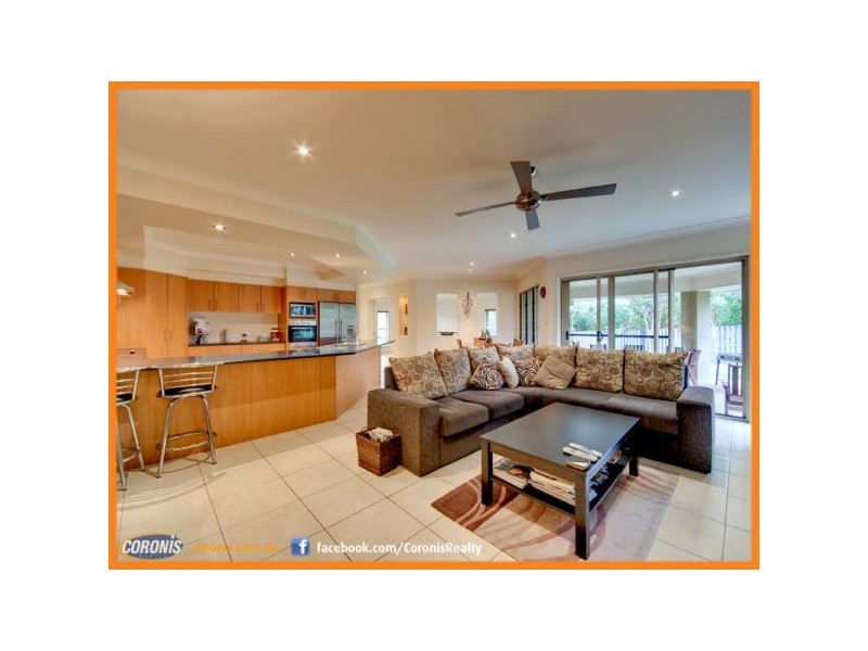 2 Pacha Close, Coomera Waters QLD 4209