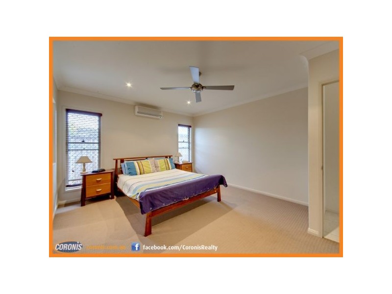2 Pacha Close, Coomera Waters QLD 4209