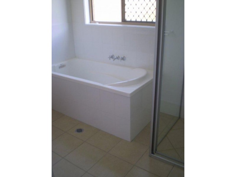 4 Tangelo Court, Bellmere QLD 4510