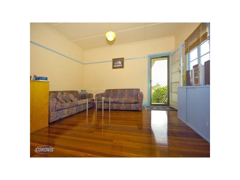 8 Shetland Street, Morningside QLD 4170