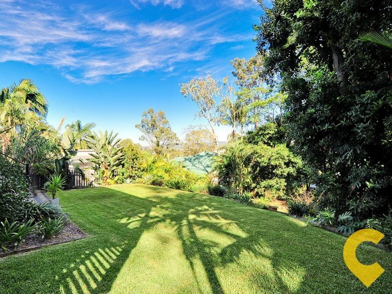 22 Lansdowne Street, Newmarket QLD 4051