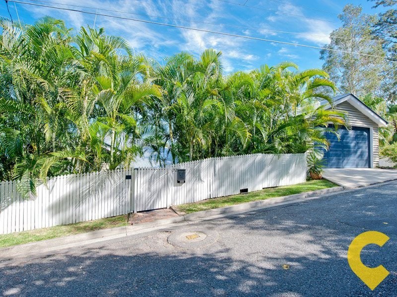 22 Lansdowne Street, Newmarket QLD 4051