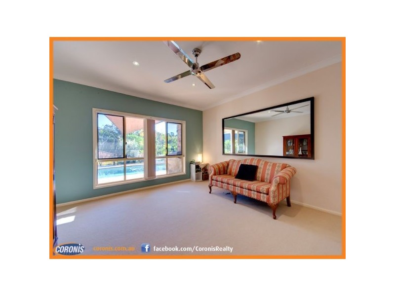 26 Greenford Street, Chapel Hill QLD 4069