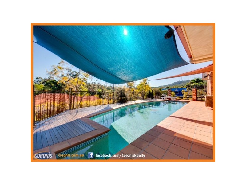 26 Greenford Street, Chapel Hill QLD 4069