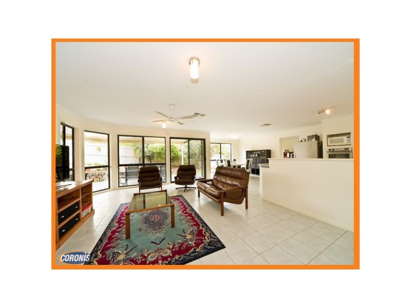 7 Aspen Street, Carindale QLD 4152