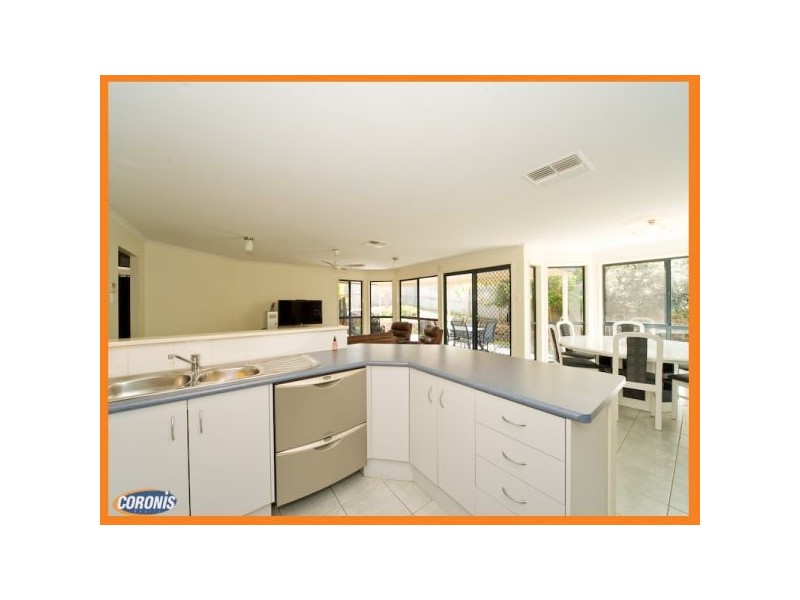 7 Aspen Street, Carindale QLD 4152