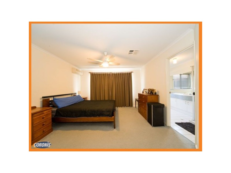 7 Aspen Street, Carindale QLD 4152