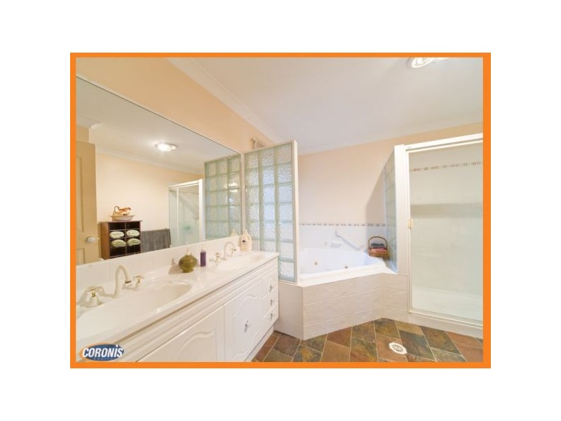 46 Kirra Place, Carindale QLD 4152