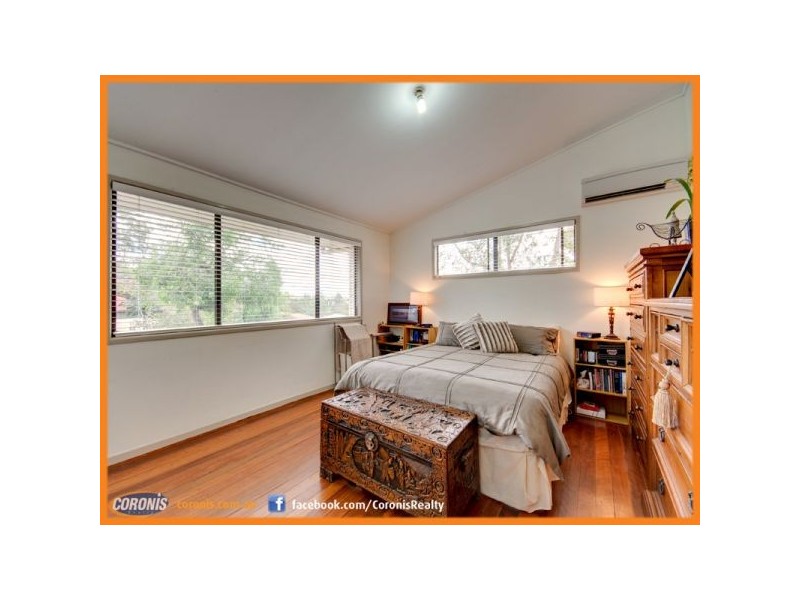 18 Hutton Road, Arana Hills QLD 4054