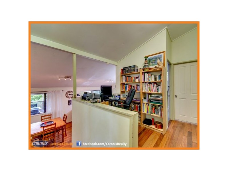 18 Hutton Road, Arana Hills QLD 4054