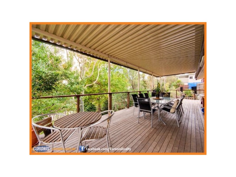 18 Hutton Road, Arana Hills QLD 4054