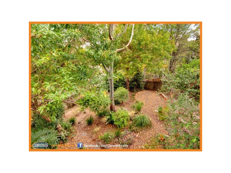 18 Hutton Road, Arana Hills QLD 4054