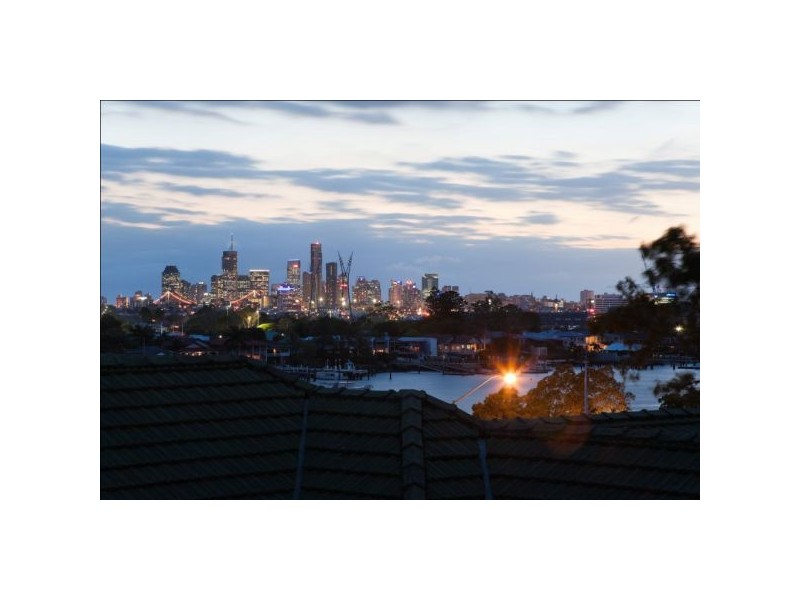 5 Quarry Street, Hamilton QLD 4007
