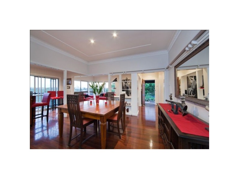 5 Quarry Street, Hamilton QLD 4007