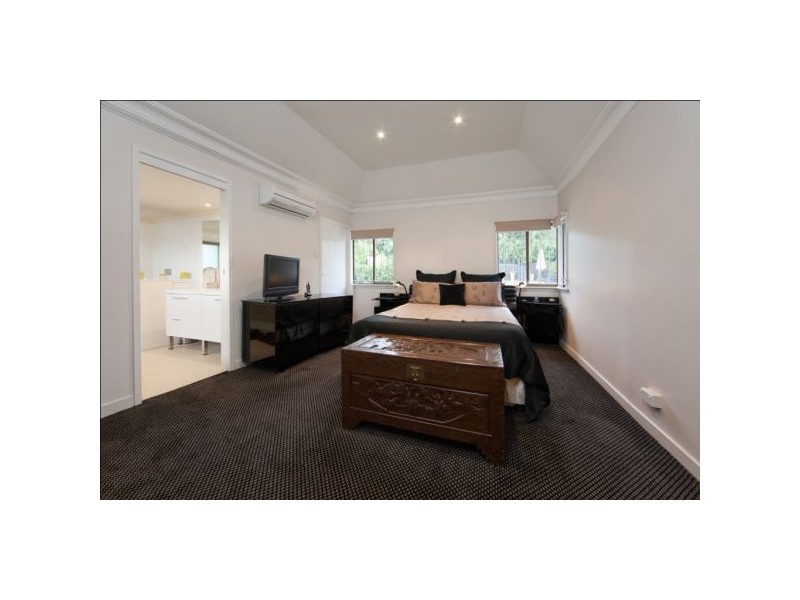 5 Quarry Street, Hamilton QLD 4007