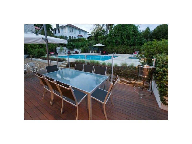 5 Quarry Street, Hamilton QLD 4007