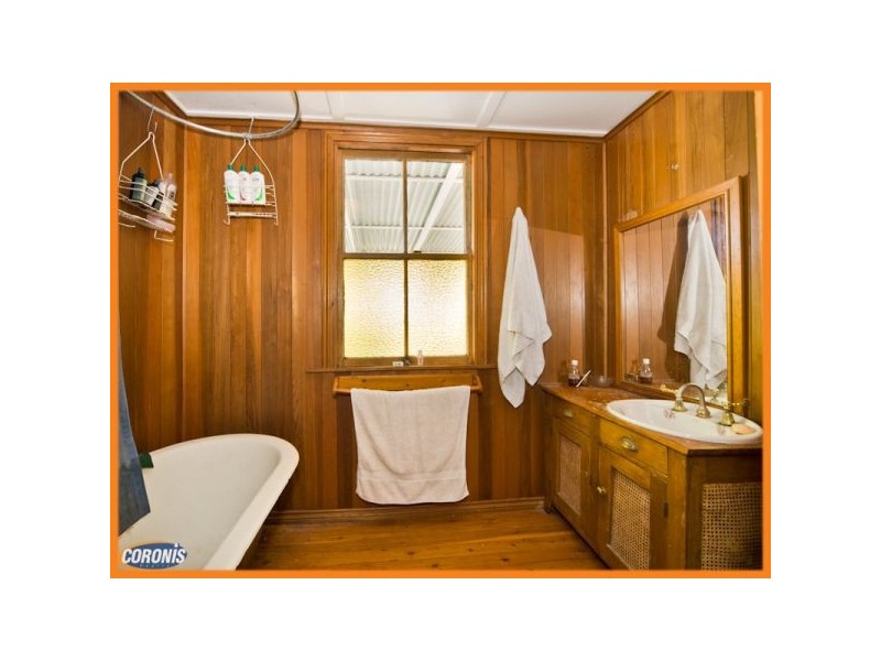 7 Argyle Street, Red Hill QLD 4059