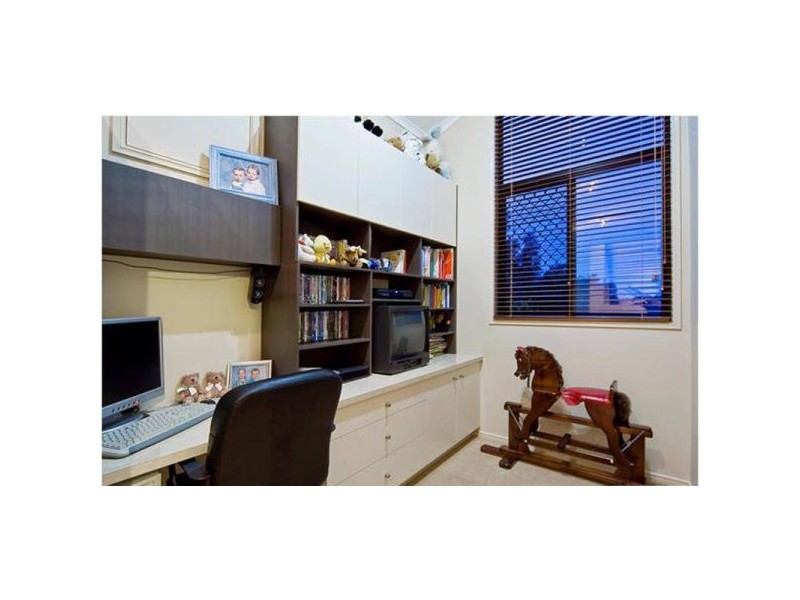 51 Jasmine Crescent, Shailer Park QLD 4128