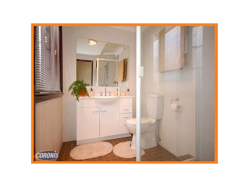 11 Waverley Street, Annerley QLD 4103