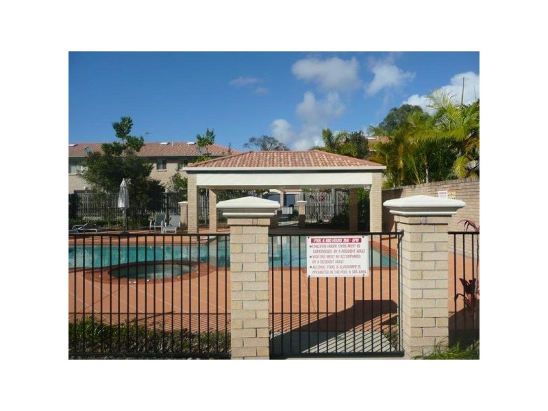 2/2 Bos Drive, Coomera QLD 4209