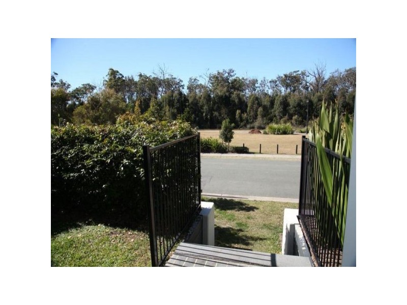 17B Park Esplanade, Coomera QLD 4209