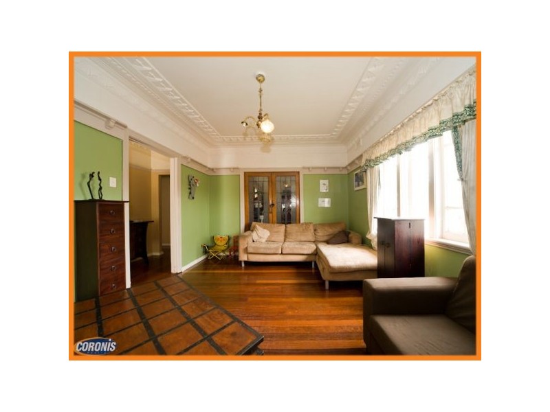 35 Grosvenor Street, Balmoral QLD 4171