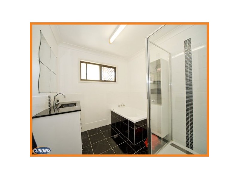 6 Orlando Crescent, Springwood QLD 4127