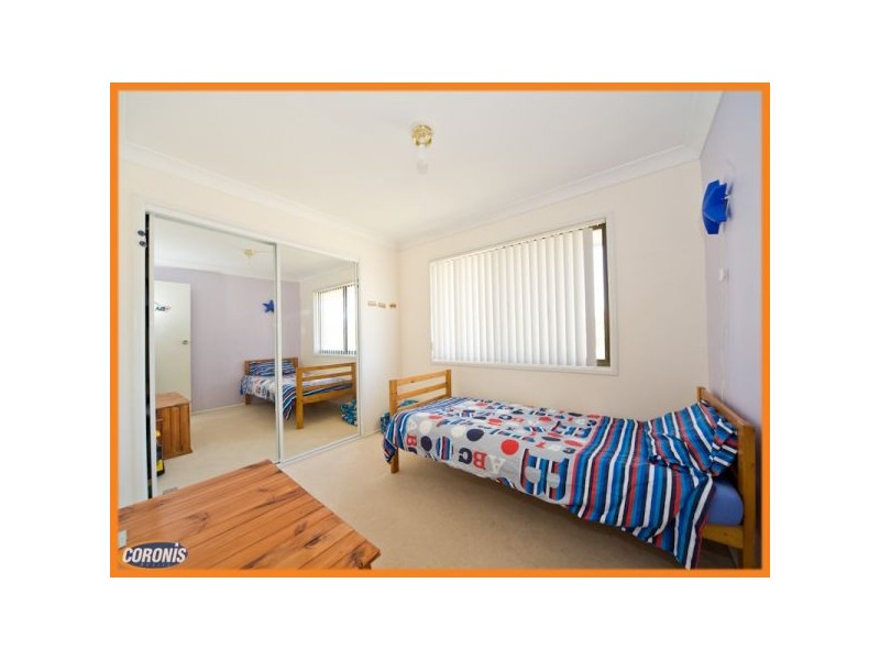 6 Orlando Crescent, Springwood QLD 4127