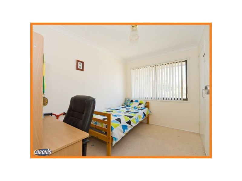 6 Orlando Crescent, Springwood QLD 4127