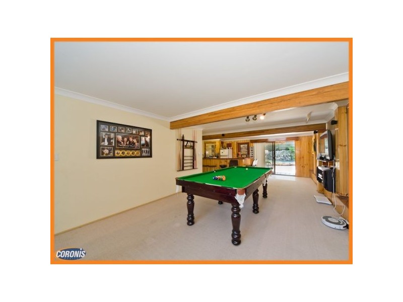 6 Orlando Crescent, Springwood QLD 4127
