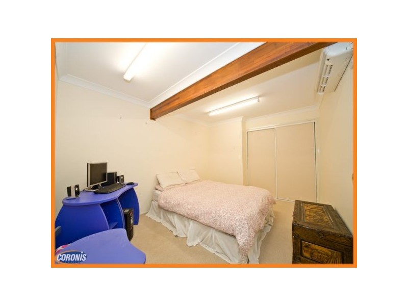 6 Orlando Crescent, Springwood QLD 4127