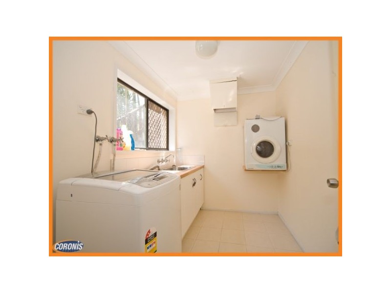 6 Orlando Crescent, Springwood QLD 4127