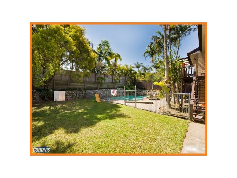 6 Orlando Crescent, Springwood QLD 4127
