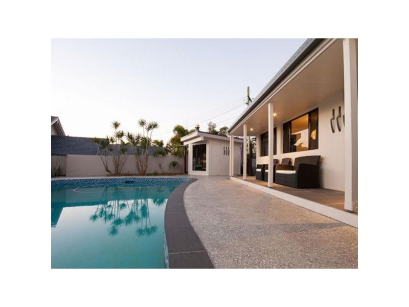 1 Aerie Court, Springwood QLD 4127