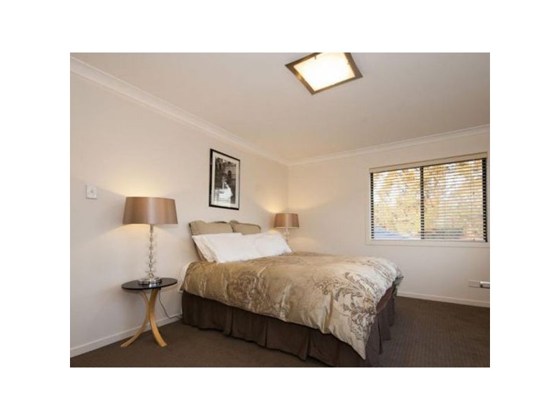 1 Aerie Court, Springwood QLD 4127