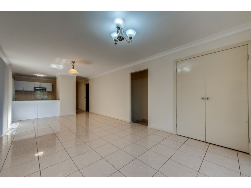 6 Benarkin Close, Waterford West QLD 4133