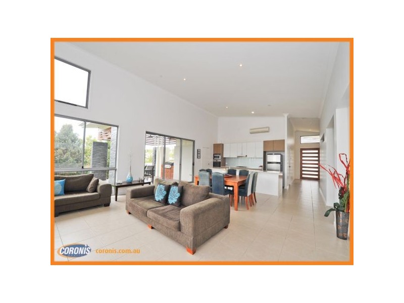 8  Blackall Street, Coomera QLD 4209