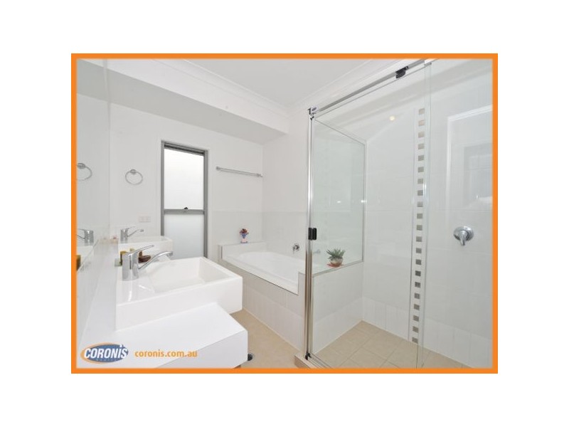 8  Blackall Street, Coomera QLD 4209