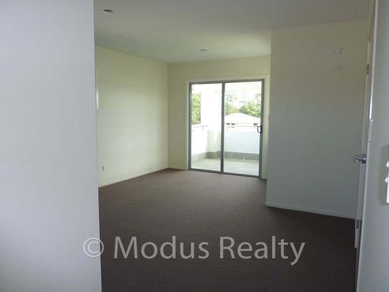 99 Livesay Road, Moggill QLD 4070