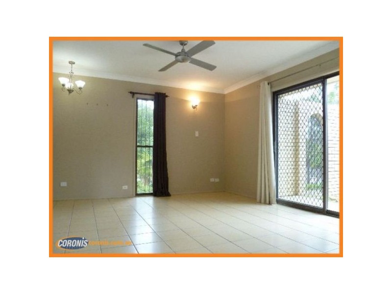 9 Juanita Grove, Springwood QLD 4127