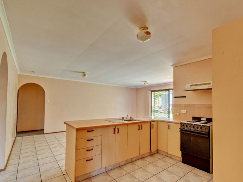 8 Black Diamond Crescent, Edens Landing QLD 4207