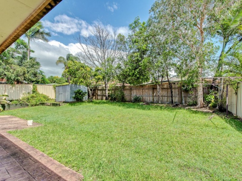 8 Black Diamond Crescent, Edens Landing QLD 4207