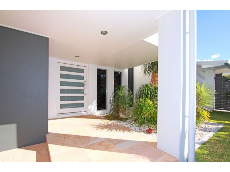 2 Dannenberg Street, Carseldine QLD 4034